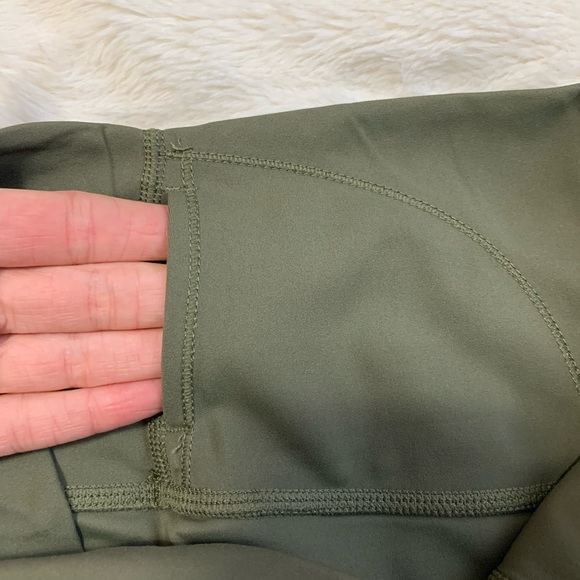 Muses Only Leggings 7/8 length NWOT - Picture 4 of 4